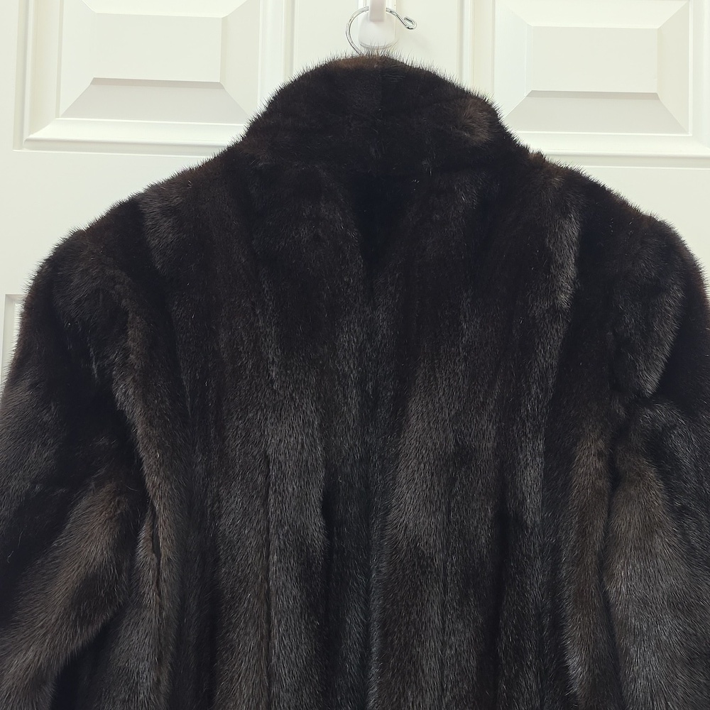 Antonovich Black/Dark Brown Full Length Mink Coat. Size Medium - Picture 11 of 14